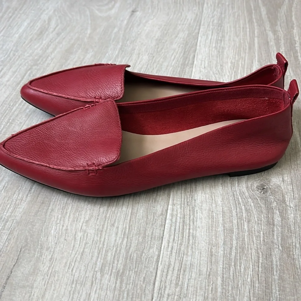 Aldo woman’s Red Leather Pointed Toe Flats size 9 - Picture 5 of 9